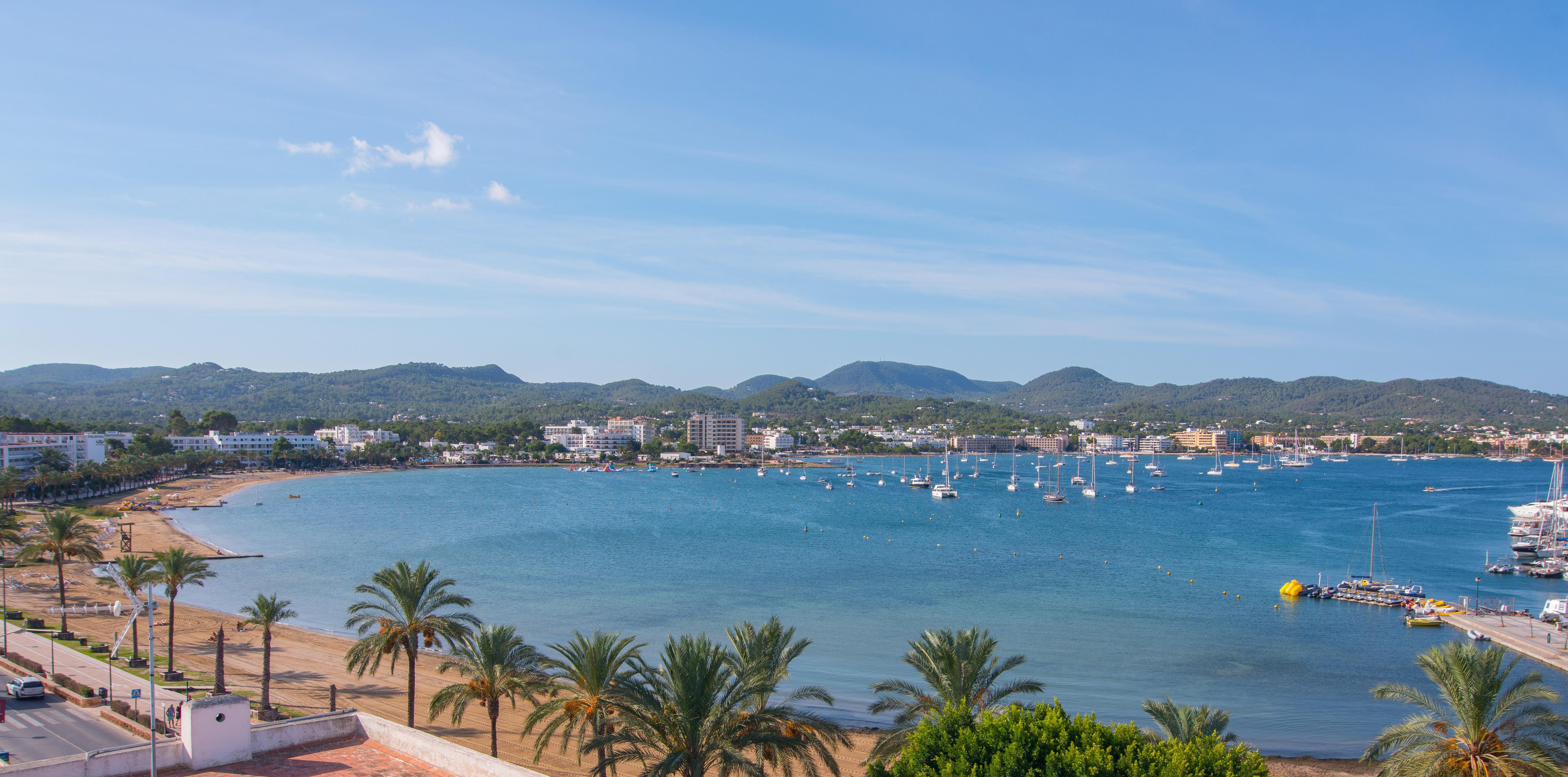 Sunside Ibiza Studios - Only Adults- Formerly Known As Central Park San Antonio  Exteriör bild