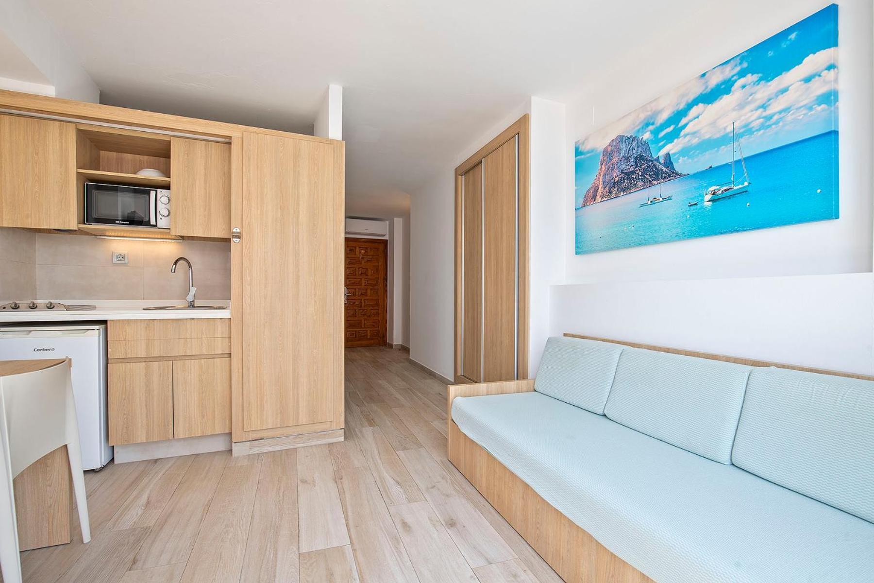 Sunside Ibiza Studios - Only Adults- Formerly Known As Central Park San Antonio  Exteriör bild