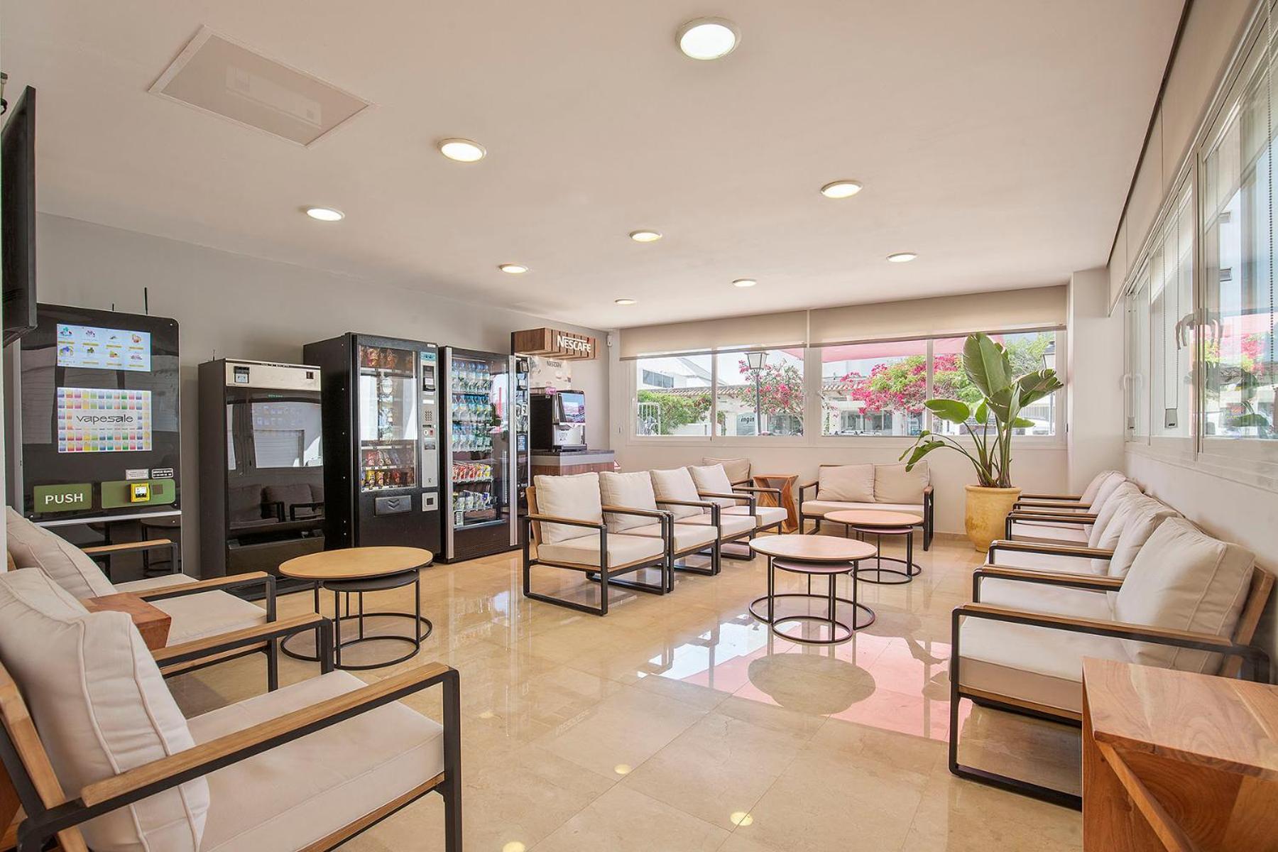 Sunside Ibiza Studios - Only Adults- Formerly Known As Central Park San Antonio  Exteriör bild