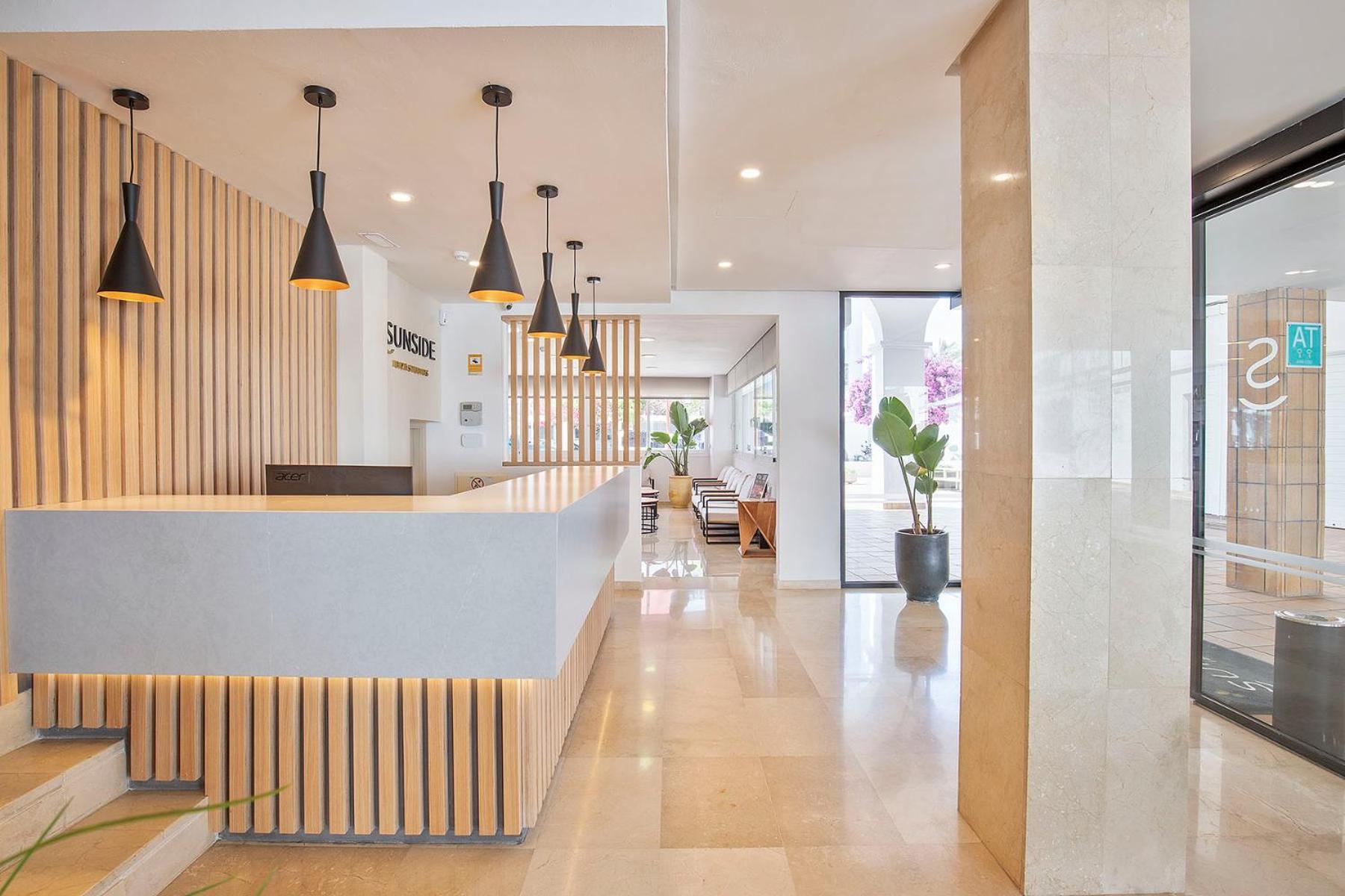 Sunside Ibiza Studios - Only Adults- Formerly Known As Central Park San Antonio  Exteriör bild