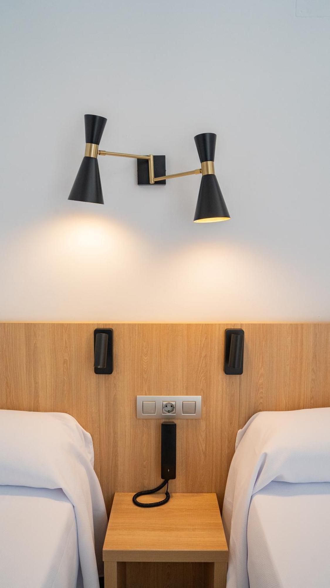 Sunside Ibiza Studios - Only Adults- Formerly Known As Central Park San Antonio  Exteriör bild